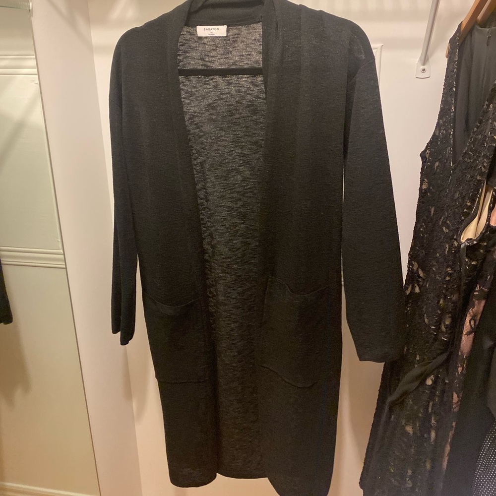 ARITZIA! Babaton Black Cardigan (XS)